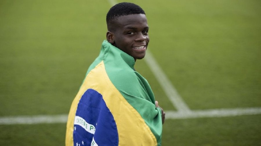 曼城已经确认与弗鲁米嫩塞就凯基的转会达成协议,球员将在本赛季巴西