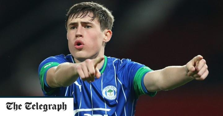 默西塞德德比氛围紧张