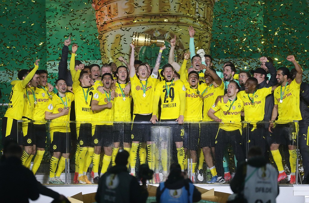 多特夺得德国杯冠军京多安给老东家送上祝贺