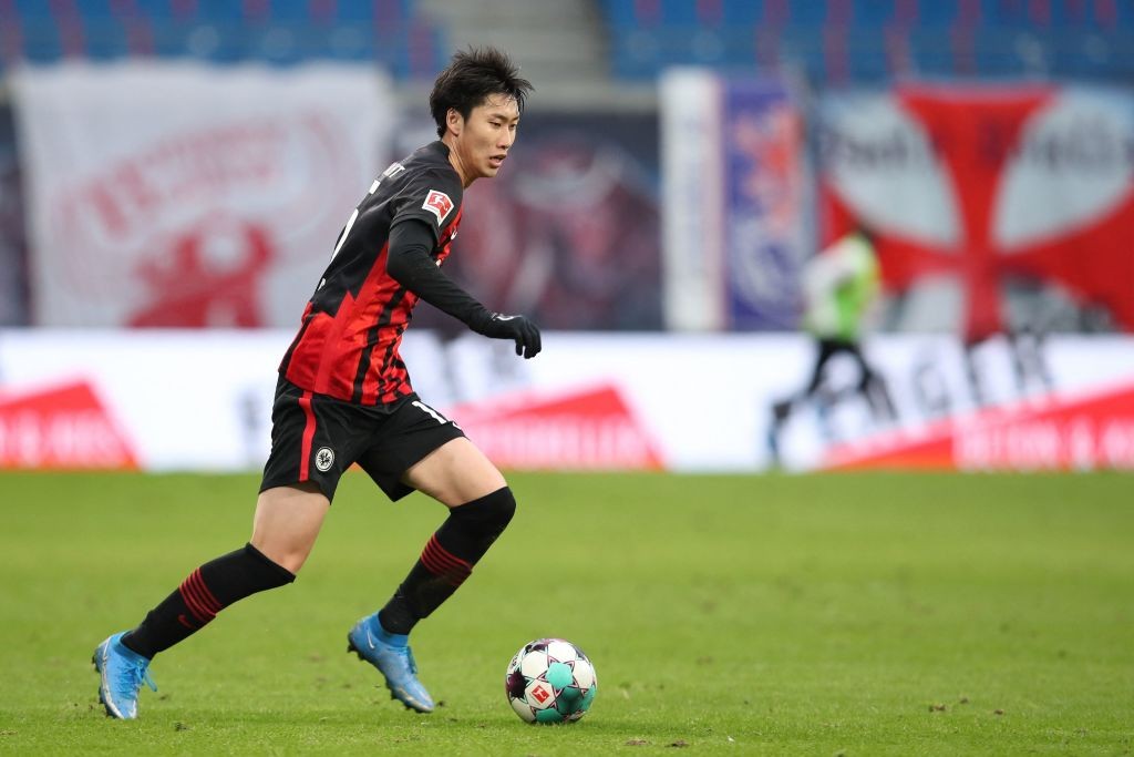 图片报:日本国脚镰田大地接近加盟热刺