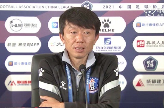 黄勇:防守端的问题需要重点解决,伤病情况也比较多