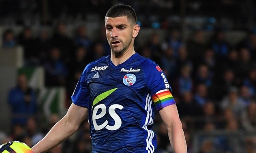 记者：斯特拉斯堡后卫米特罗维奇接近加盟赫塔费