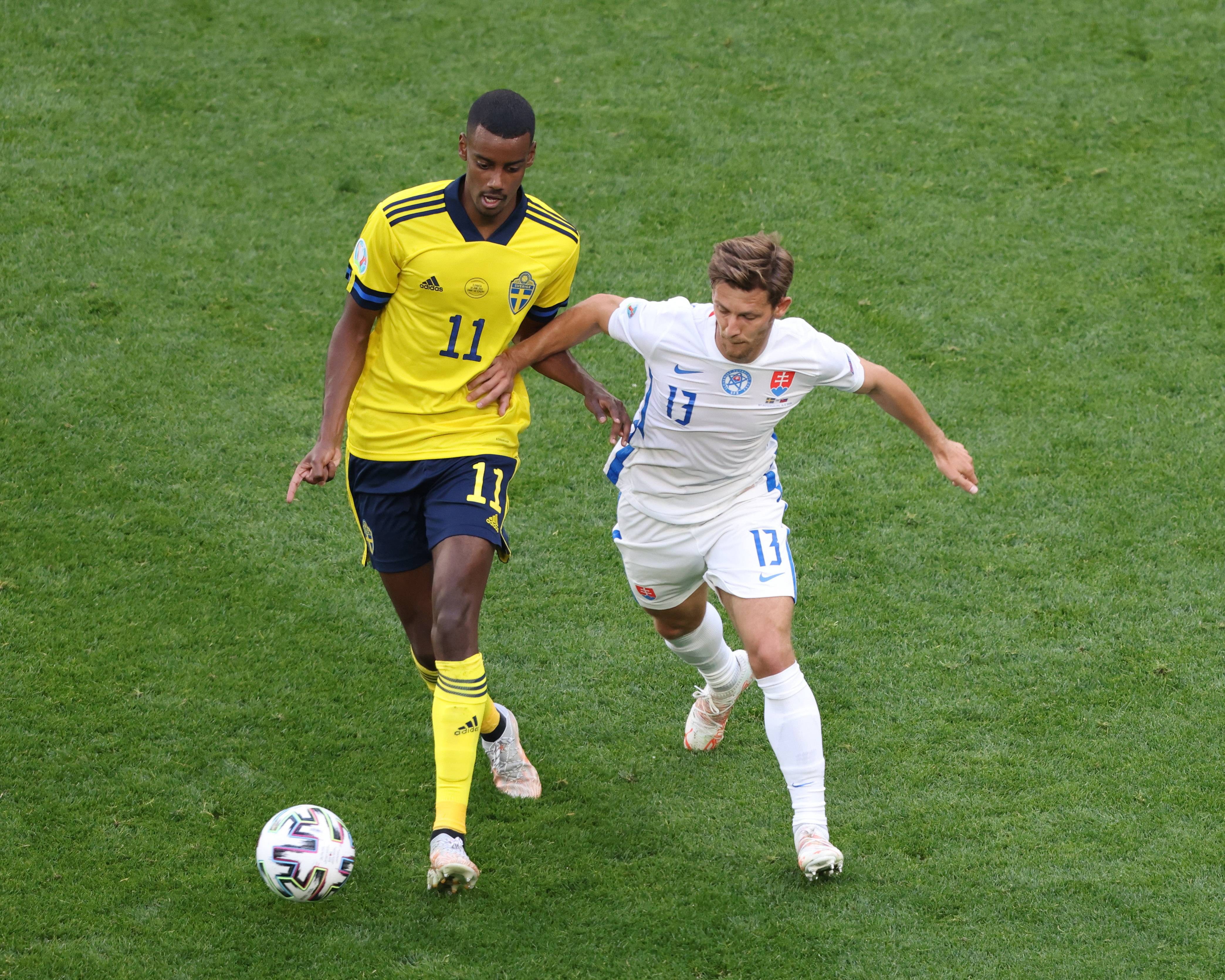 并询问他是否有可能在今年夏天离开皇家社会