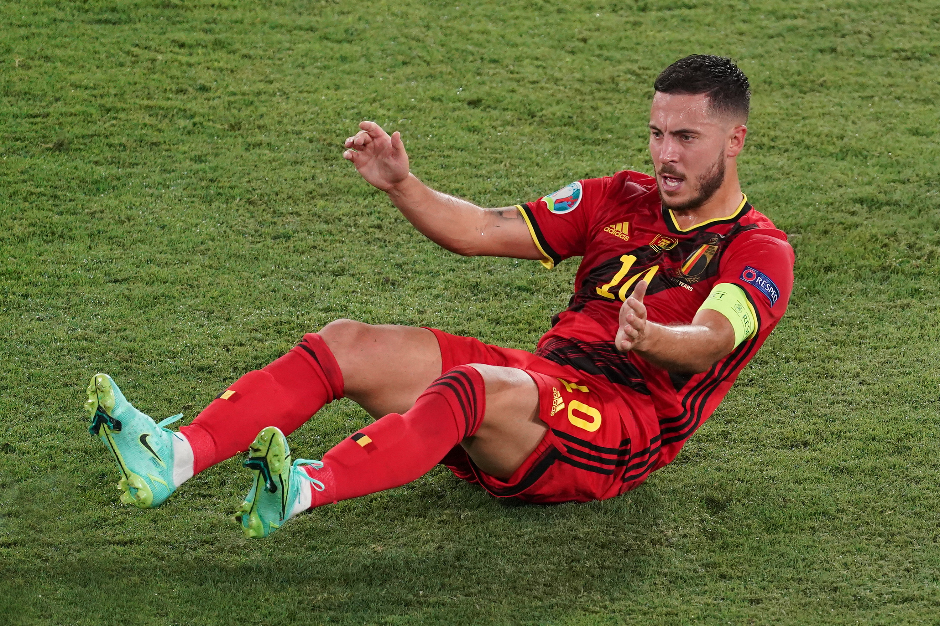 记者阿扎尔缺席比利时今日训练