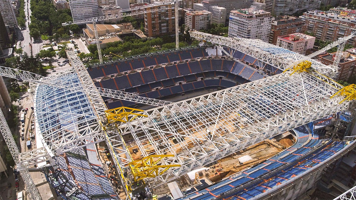 皇马社媒晒伯纳乌翻新进展图工程预计2022年完工