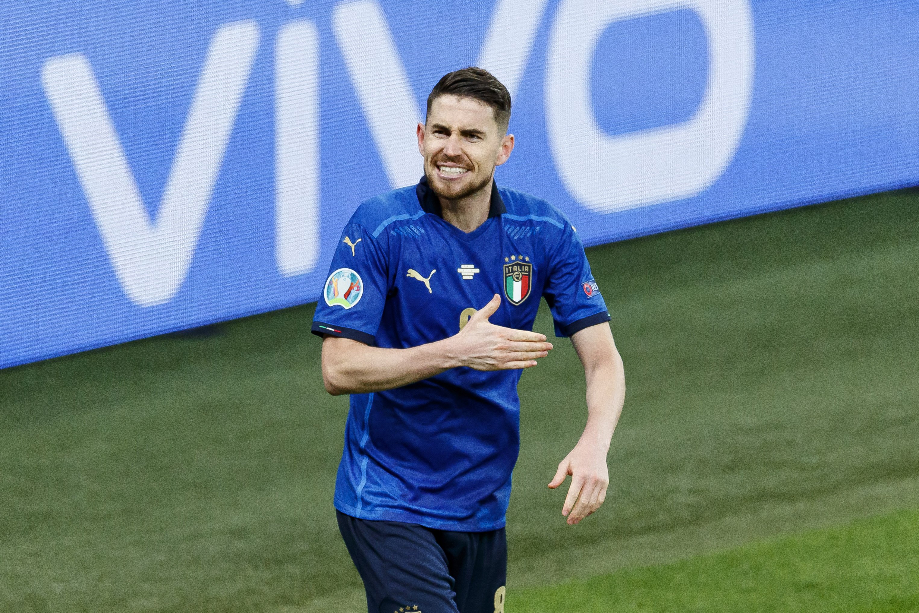 自加盟蓝军以来,若日尼奥参加的每项杯赛都闯进过决赛