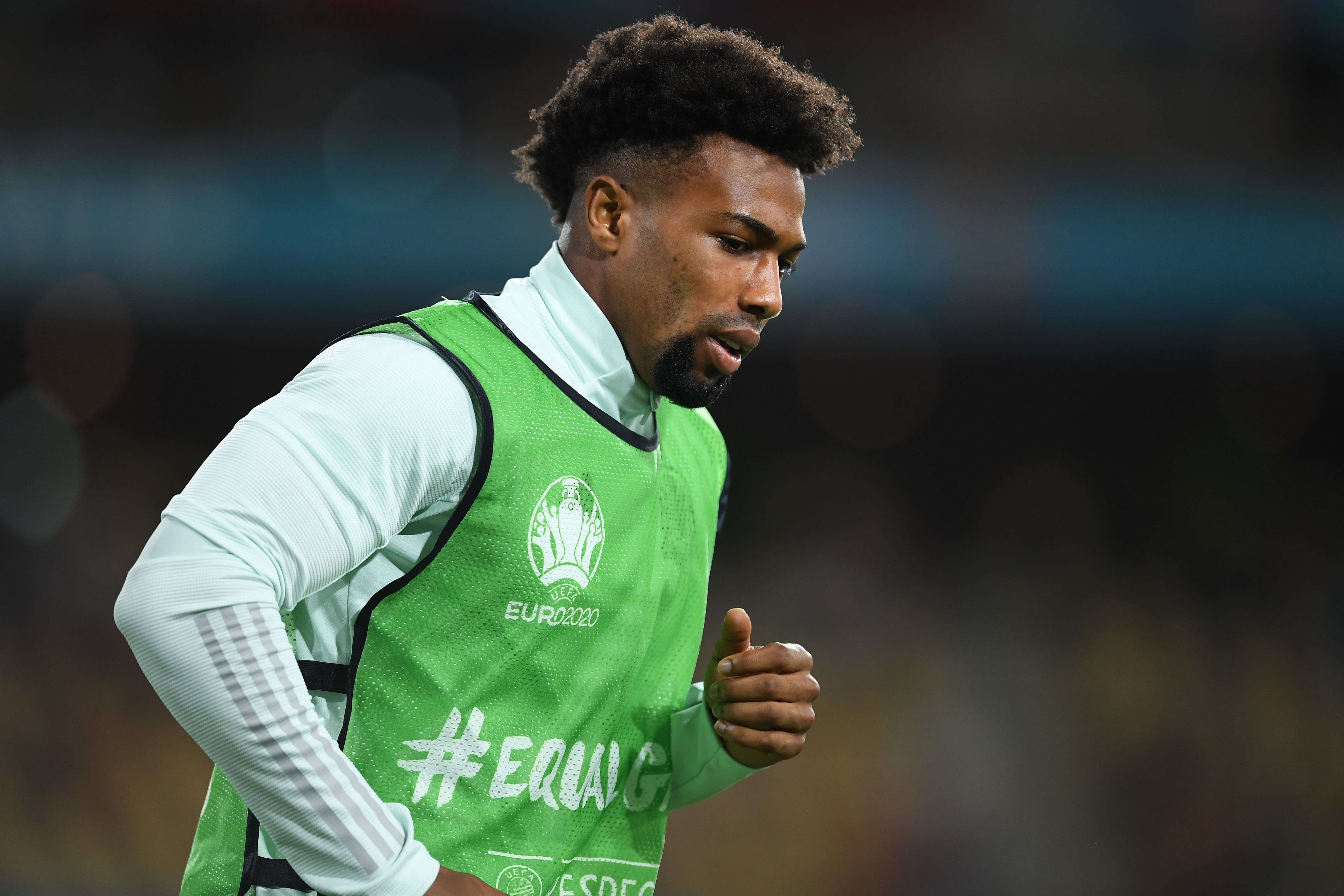 邮报记者:阿达玛-特拉奥雷进入热刺引援名单