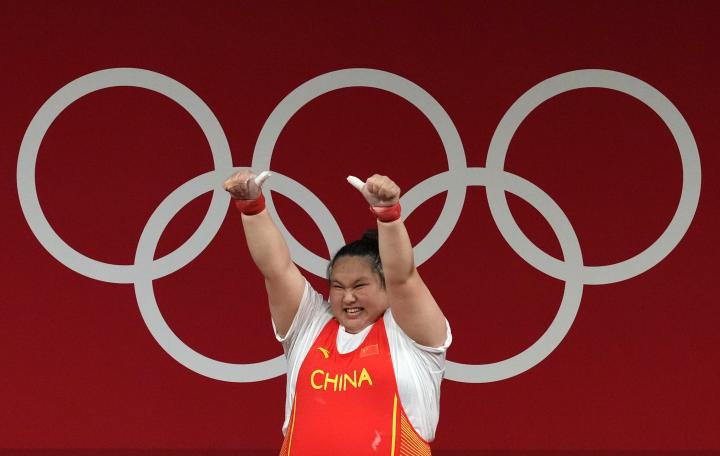 中国举重队：希望全国人民为我们骄傲，3年后巴黎再创辉煌_PP视频体育频道