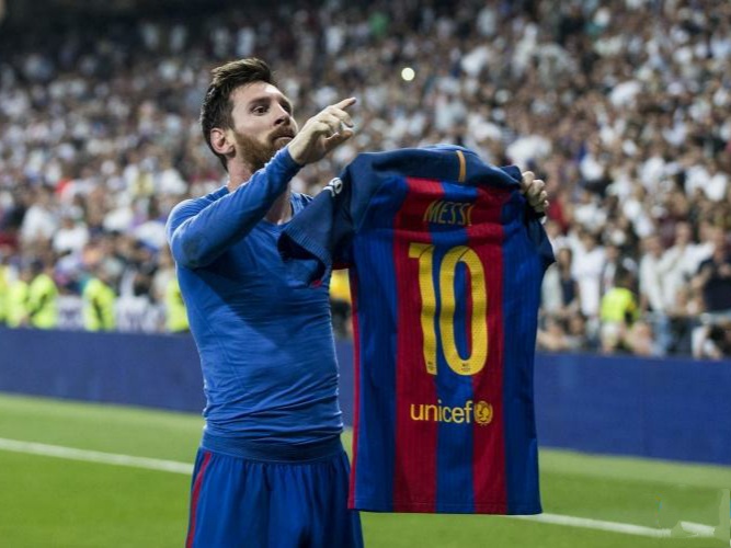 阿斯评巴萨传奇11人梅西哈维领衔克鲁伊夫普约尔在列