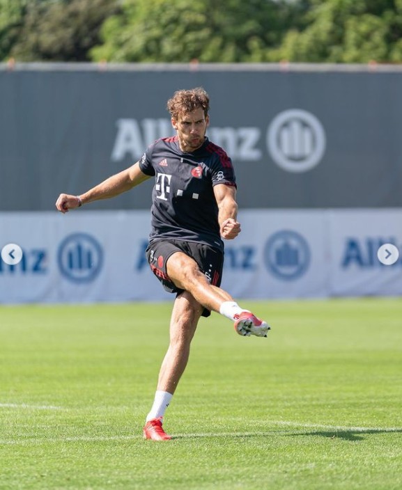 格雷茨卡晒训练照:为新赛季做好了准备