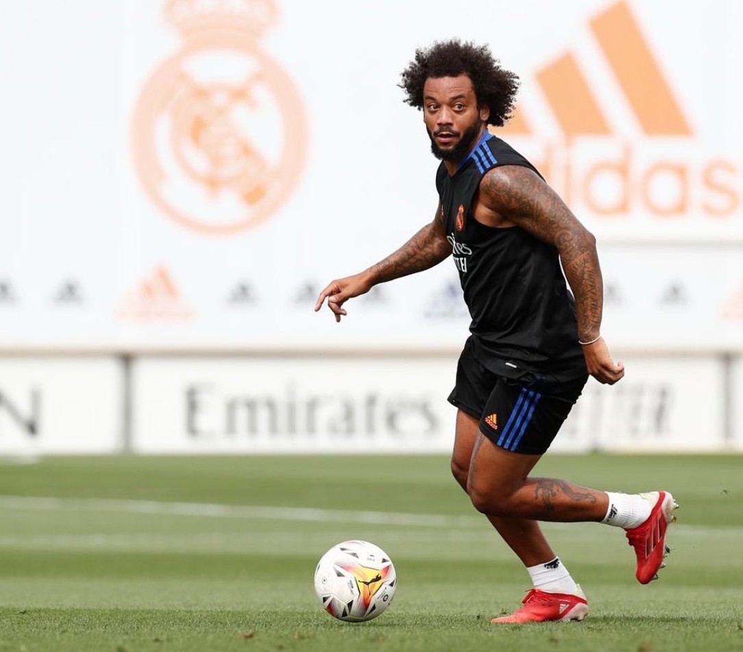 复出在即马塞洛晒训练照为周末这场特殊的比赛做好准备