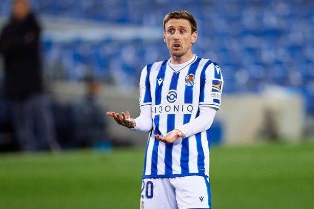 蒙雷亚尔上赛季末段右膝带伤坚持了一段时间,这导