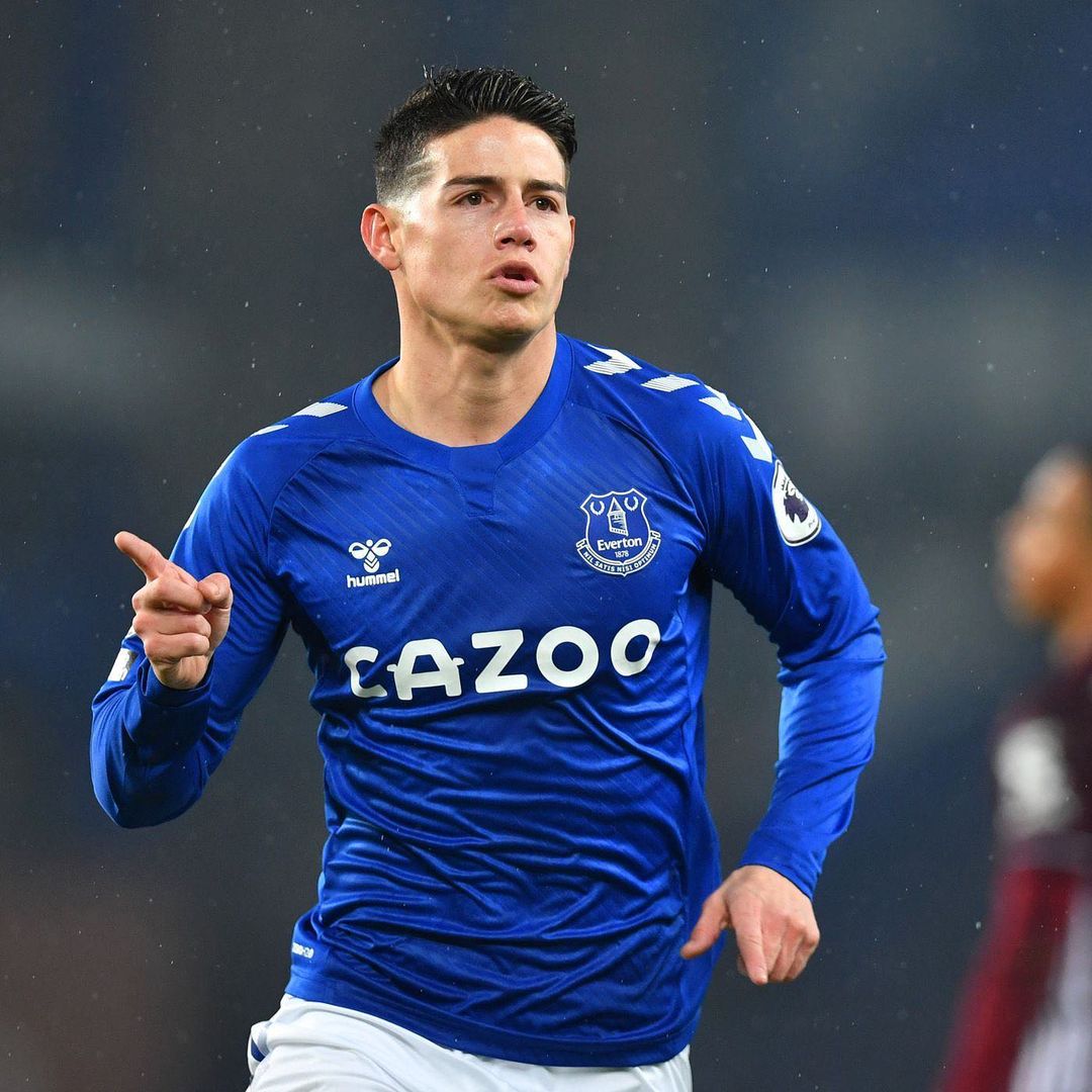 贝尼特斯谈j罗离队:如果球员只能踢一半的比赛,那会很麻烦