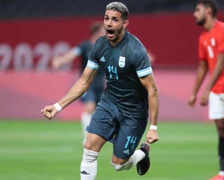 官方:阿根廷国家队征召中卫法昆多-梅迪纳入选本期集训