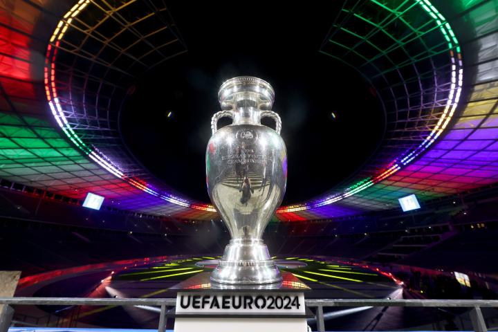 欧洲杯2024夺冠预测：综合球队实力、历史战绩和近期表现的权威分析