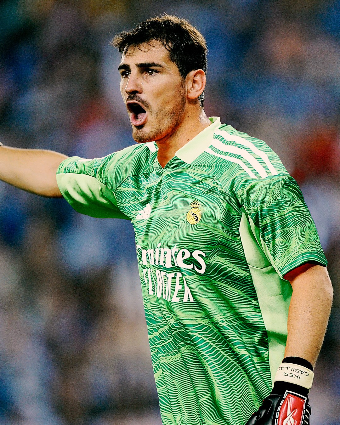 卡西转发库尔图瓦扑点视频这就是世界最佳门将没有之一