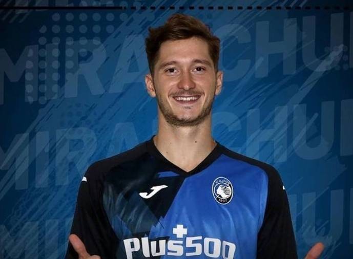 全市场 米兰 热那亚 都灵和萨索洛对米兰丘克感兴趣