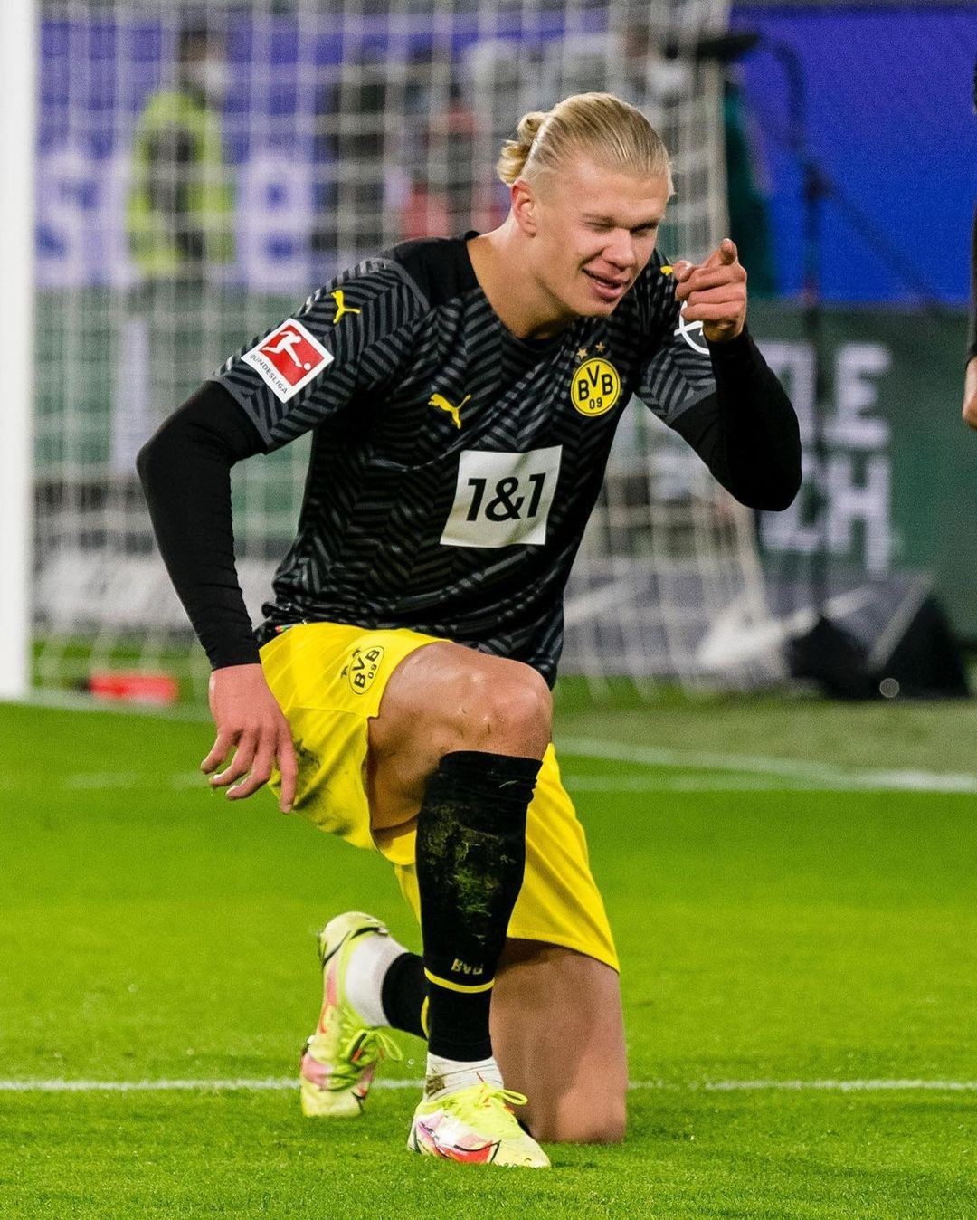 复出即进球哈兰德很高兴回来做我喜欢的事