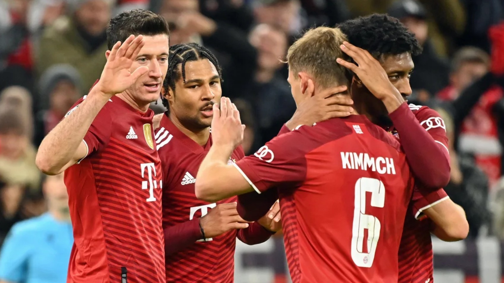 半场：多特2-0美因茨阿德耶米、斯文松破门布兰特两助德国足球甲级联赛攻报资讯