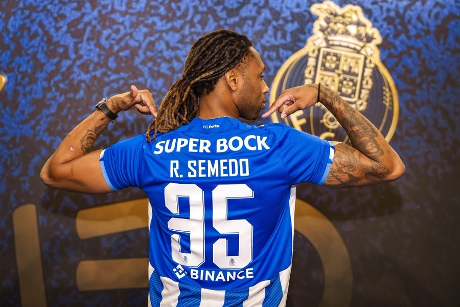 官方:波尔图租借奥林匹亚科斯后卫鲁本-塞梅多
