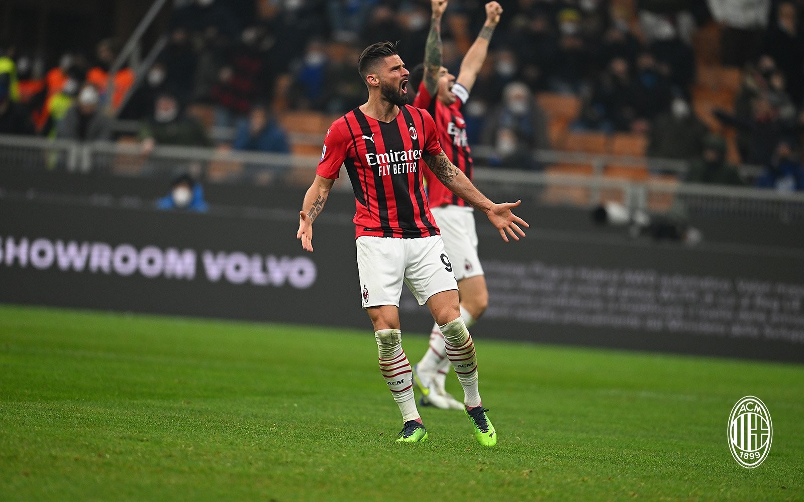 米兰德比上演梅开二度吉鲁成法国球员第二人