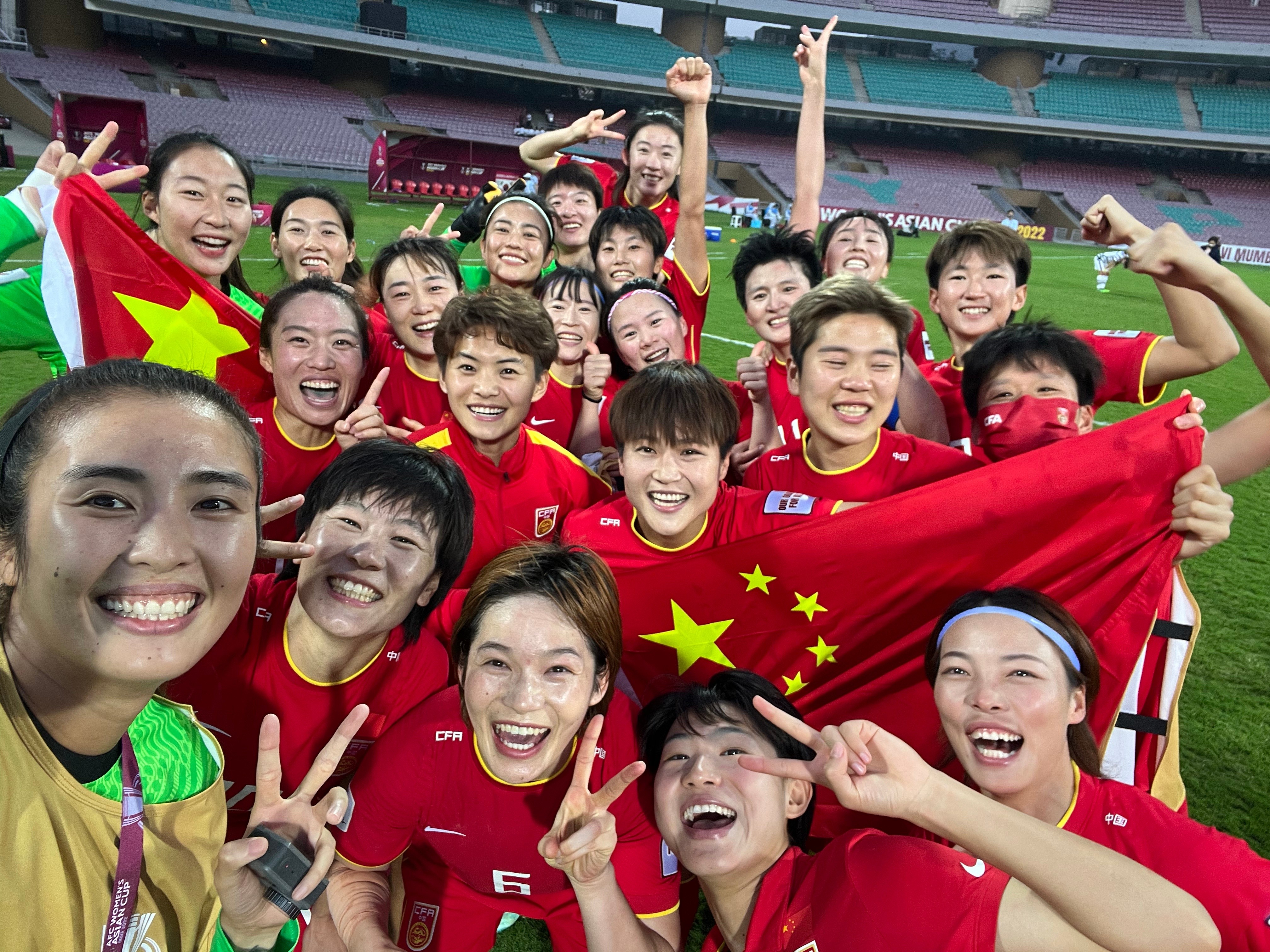 赵丽娜风雨同舟铿锵玫瑰你可以永远相信中国女足