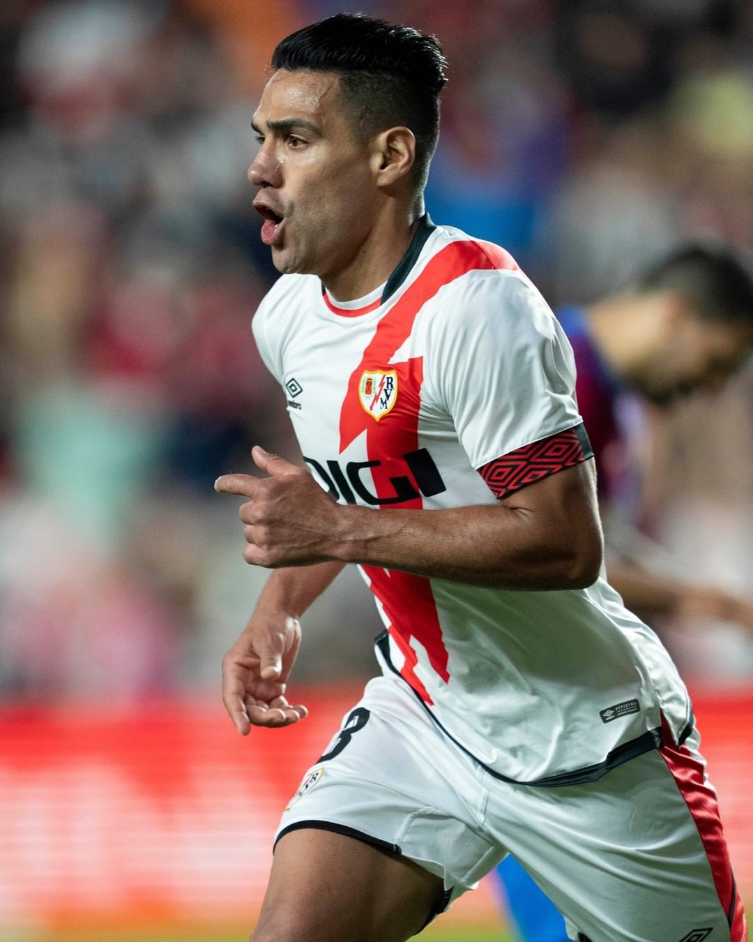 36岁生日快乐!西甲官方在社交媒体为法尔考送上生日祝福