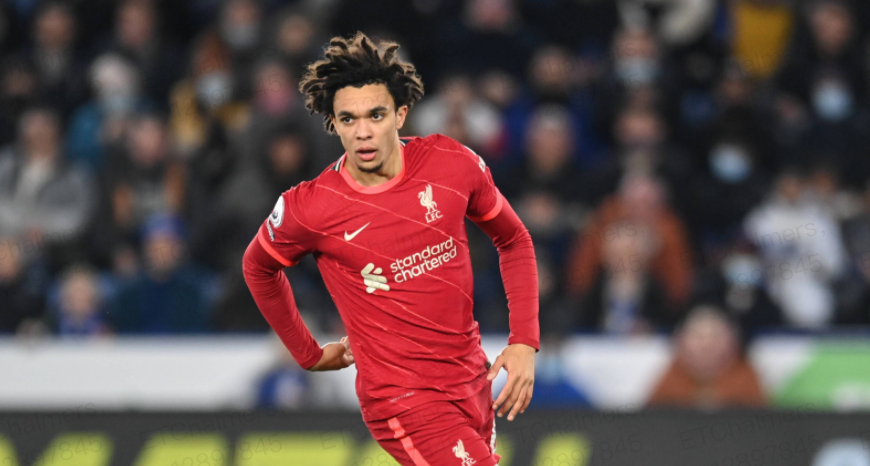 阿诺德上半场创造3次机会,比莱斯特城全队相加还多1次