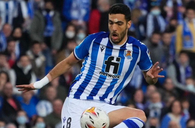 伤兵满营皇家社会球员梅里诺和穆尼奥斯受伤