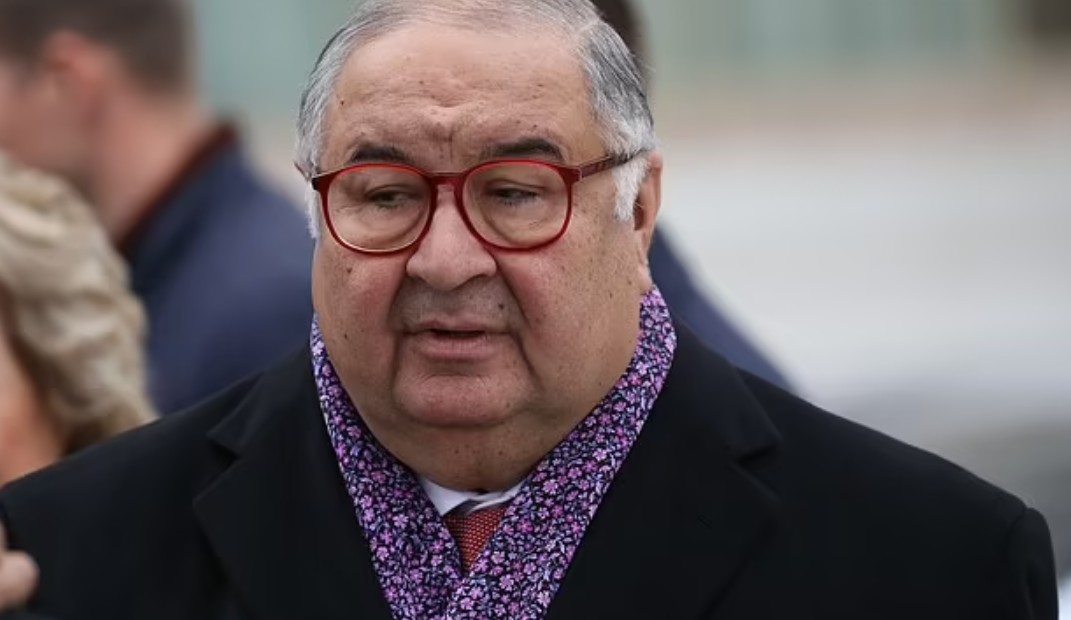 近日,欧盟对一些俄罗斯投资者进行制裁,其中便包括乌斯马诺夫.