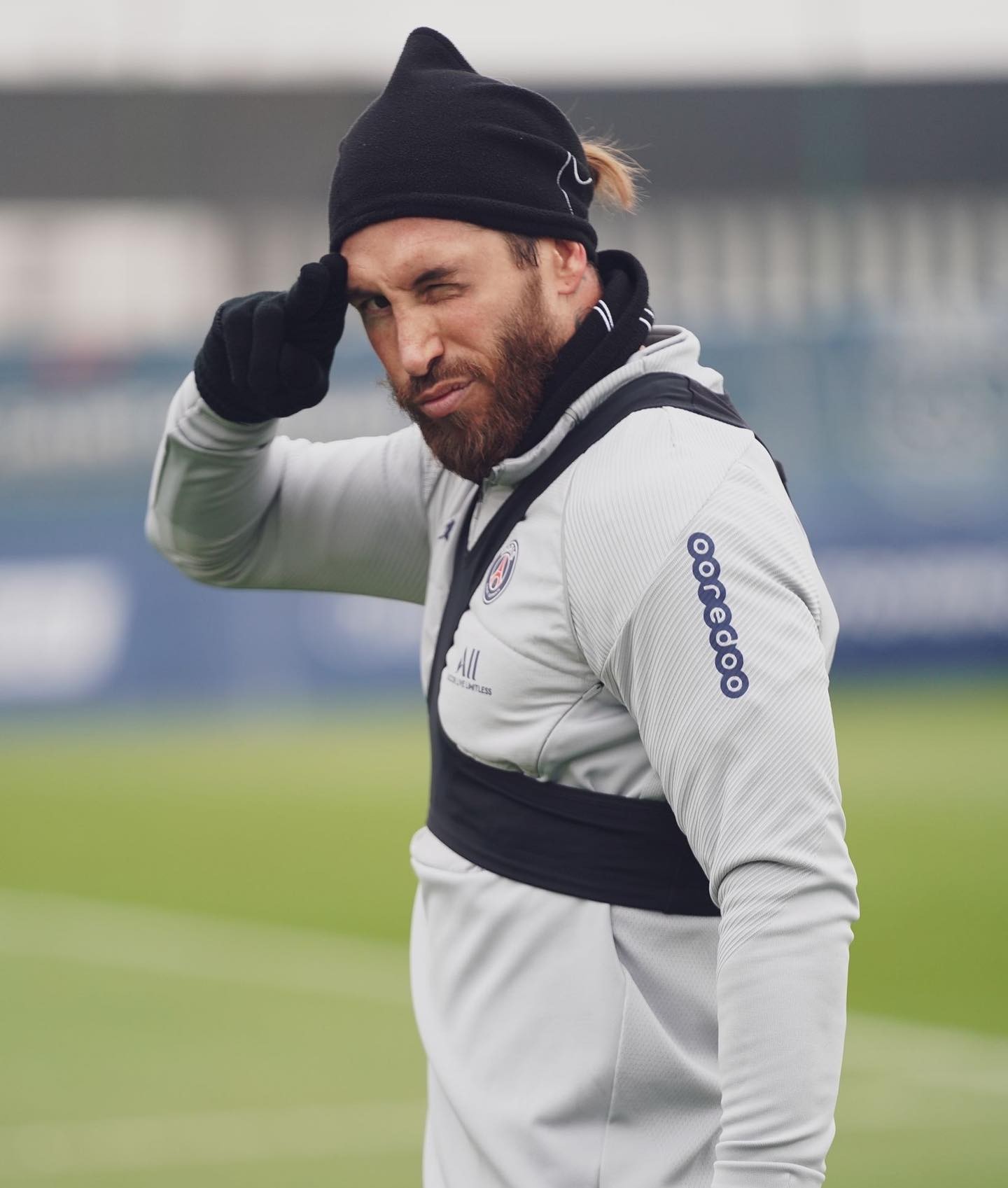 拉莫斯晒训练照回到球场上总是很开心