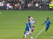 皇马怒批裁判两度漏判点球