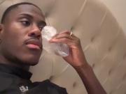 斯坦福桥德比争议判罚引爆赛后讨论