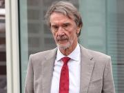 曼联新策略：伤停球员亮相贵宾区互动商业客户