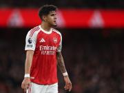 阿森纳转会策略揭秘未来引援与财政平衡的智慧棋局