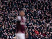 维拉战胜阿森纳球迷助威语引发欧战历史讨论