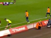 桑德兰巧移广告牌限制界外球战术