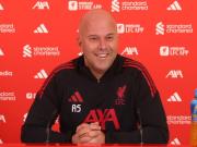 斯洛特揭示现代足球的明暗两面