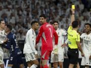 伯纳乌崩盘夜 皇马集体失控尽显颓势