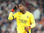 米兰门神迈尼昂续约在望菲利皮居功至伟薪资涨幅成焦点