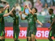 国安冲顶夜：上海裁判的微妙安排
