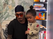 有爱，拉菲尼亚回家后把欧冠全场最佳奖杯送给了儿子