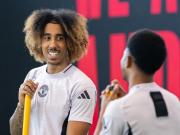 你打多少分？约罗换了个爆炸头的新发型