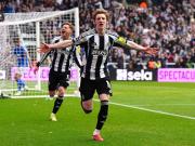 半场：纽卡1-0桑德兰，沃尔特马德助攻戈登破门，奥尼安送礼