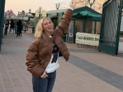 球场失意情场得意，穆德里克与此前频繁互动的女星同游迪士尼