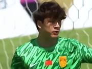 依合散战哥伦比亚U19数据:8次扑救+扑点+零封,评分全场最高