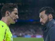 阿韦洛亚不满裁判罚下巴尔韦德：你踢过足球，等着看回放吧