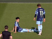 主动离场，富安健洋在荷甲比赛中因腿部不适被换下