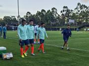 国足抵达悉尼第一练，张玉宁、朱辰杰、韦世豪未加入有球训练