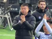 于根伟：王秋明在球队最难时放弃了很多，不应该拿放大镜看他